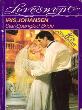 Iris Johansen Star-Spangled Bride обложка книги