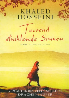 Khaled Hosseini Tausend strahlende Sonnen обложка книги