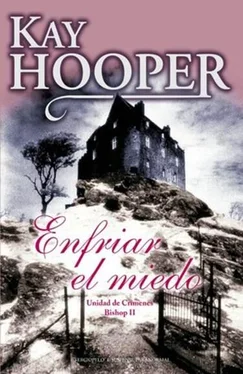 Kay Hooper Enfriar El Miedo обложка книги