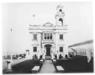No 1 Atlantic Ocean John Youngs home at the seaward end of the Million - фото 69