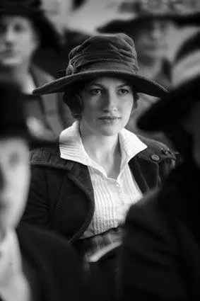 Kelly Macdonald as Margaret Schroeder a local woman whom Nucky befriends - фото 15