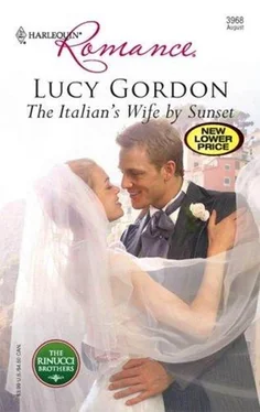 Lucy Gordon The Italian’s Wife by Sunset обложка книги