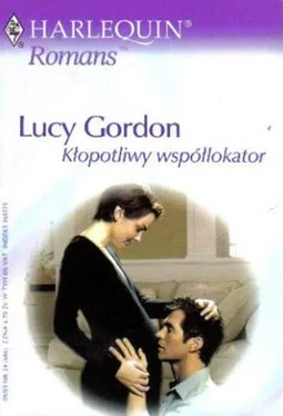 Lucy Gordon Kłopotliwy współlokator обложка книги