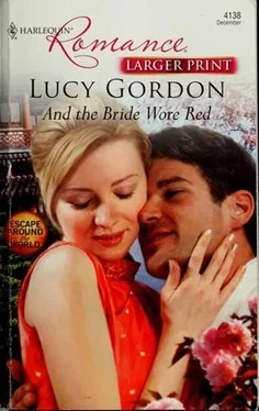 Lucy Gordon And the Bride Wore Red обложка книги