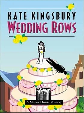 Kate Kingsbury Wedding Rows обложка книги