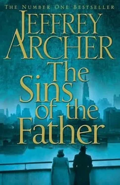 Jeffrey Archer The Sins of the Father обложка книги