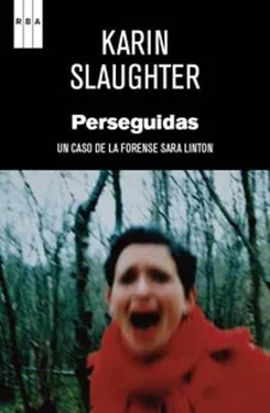 Karin Slaughter Perseguidas обложка книги