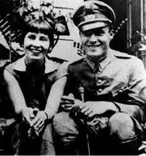 Claus y su mujer Nina Stauffenberg se equivocaba en el pronóstico sobre la - фото 26
