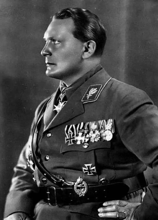 El jefe de la Luftwaffe Hermann Goering Los conspiradores querían acabar - фото 41