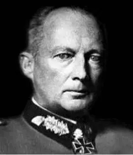 El mariscal Günther von Kluge pese a sentir simpatías por los conjurados se - фото 64