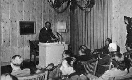 Hitler se dirige por radio al pueblo alemán en la madrugada del 21 de julio - фото 72