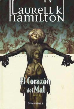 Laurell Hamilton El Corazón Del Mal обложка книги