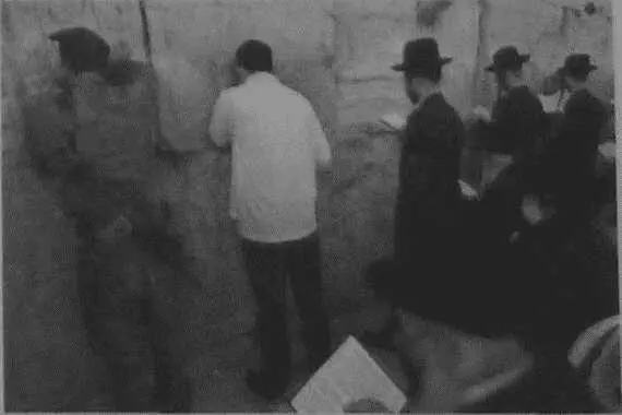 Иудаизм спас евреев как нацию Евреи в конце века наконецто завоевали - фото 3
