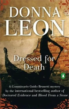 Donna Leon Anonymous Venetian aka Dressed for Death обложка книги