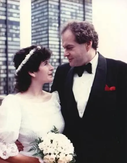 Block with his eldest daughter Amy at her wedding in October 1984 Seen here - фото 6