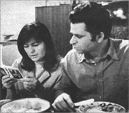 Larisa Spasskaia reunited with Boris He feared his food was tampered with but - фото 51