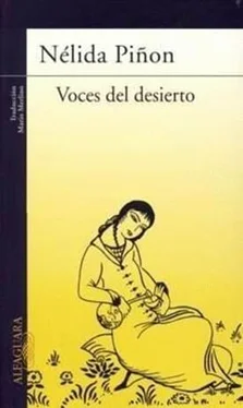 Nélida Piñon Voces del desierto обложка книги