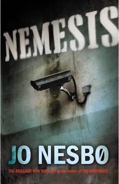 Jo Nesbø Nemesis обложка книги