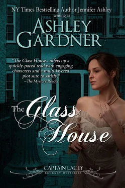 Ashley Gardner The Glass House обложка книги