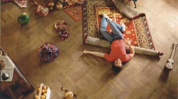 Володя лежал на полу в беспомощной позе Движения Нефедова вдруг стали - фото 23