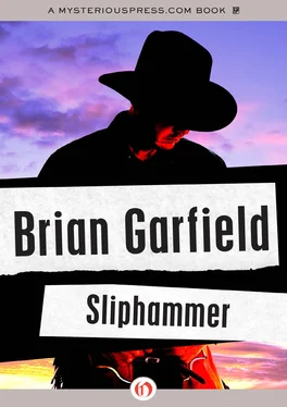 Brian Garfield Sliphammer обложка книги