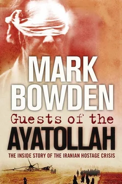 Mark Bowden Guests of the Ayatollah обложка книги