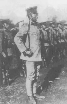 Принц Титибу в военной форме Японские войска вторгаются в Маньчжурию - фото 17