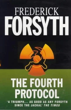 Frederick Forsyth The Fourth Protocol обложка книги