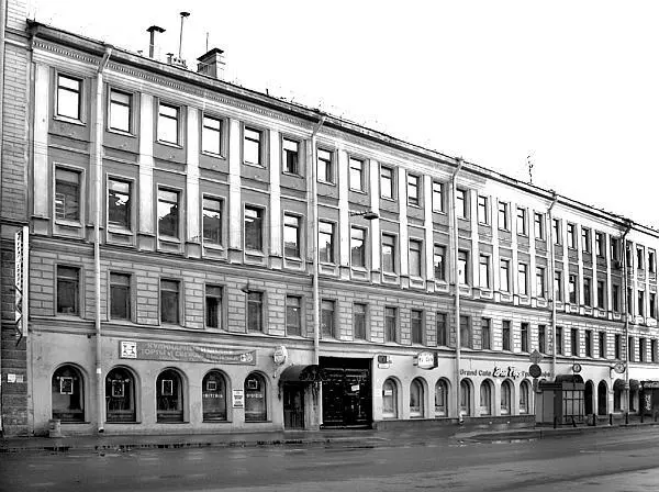 Дом 1 За те 26 лет что Данилевский прожил в этом доме здесь случилось - фото 6