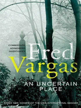 Fred Vargas An Uncertain Place обложка книги