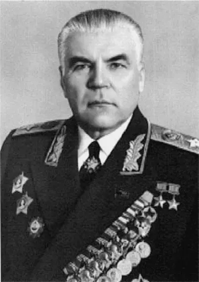 В январе 1934 года Малиновского назначили начальником штаба 3го кавалерийского - фото 99