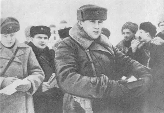 Командиры и комиссары партизанских бригад прибыли на совещание оперативной - фото 14
