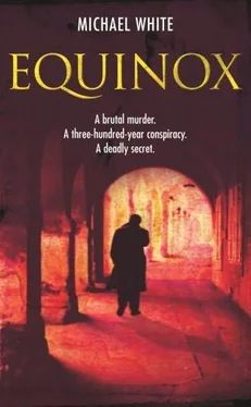 Michael White Equinox обложка книги