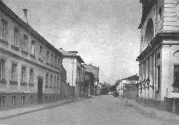 Власьевский переулок в Москве Церковь Успения на Мошлыдах Рядом в доме 4 - фото 17