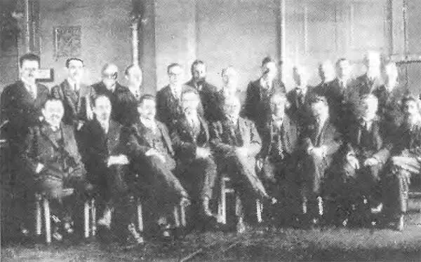 Сотрудники Русского научного института в Берлине 19231924 Н А Бердяев - фото 24