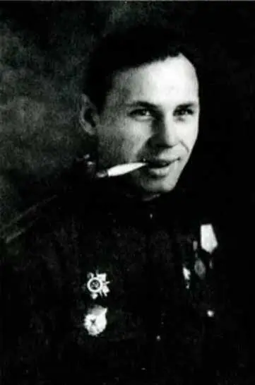 Командир звена 45го гвардейского апнб Константин Михаленко 1943 г Итог - фото 9