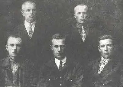 АМ Люлька с братьями слева направо сидят Антон Архип Иван стоят - фото 5