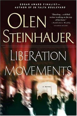 Olen Steinhauer Liberation movements обложка книги