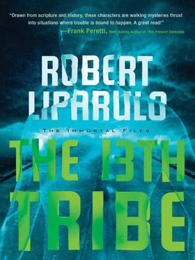 Robert Liparulo The 13 th tribe обложка книги
