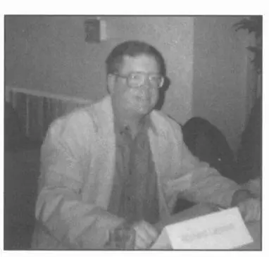RICHARD LAYMON Richard Laymon is the author of over 30 novels and 65 short - фото 1