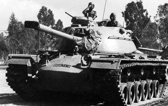 Один из первых танков М48А1 полученных Израилем из Германии 1960е годы В - фото 35
