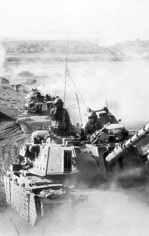Колонна танков Магах7А на учениях Армии обороны Израиля 1990е годы Огневой - фото 143