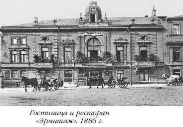 В 1880х годах через Трубную площадь по Бульварному кольцу прошла конка - фото 359