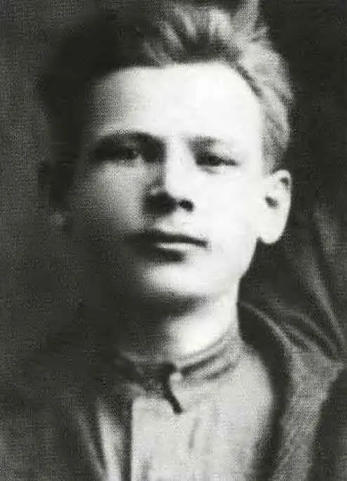 Костя Черненко пионервожатый села Новоселово 1928 г Годы комсомольской - фото 2