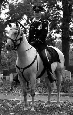 Sgt Chrstopher Taffoya at Arlington National Cemetery December 28 GRENADE - фото 24