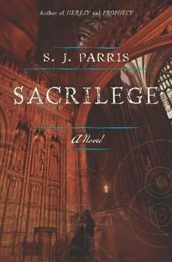 S.J. Parris Sacrilege обложка книги