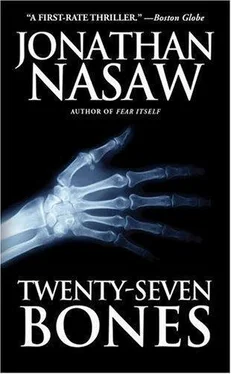 Jonathan Nasaw Twenty-Seven Bones обложка книги