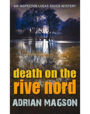 Adrian Magson Death on the Rive Nord обложка книги