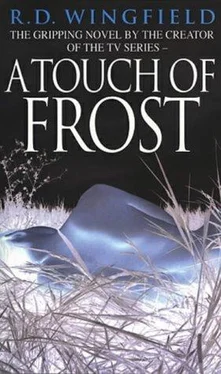 R. Wingfield A Touch of Frost обложка книги