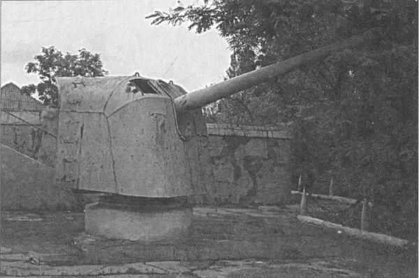 Установка Б13 снятая с эсминца и установленная в Севастополе в конце 1941 г - фото 57